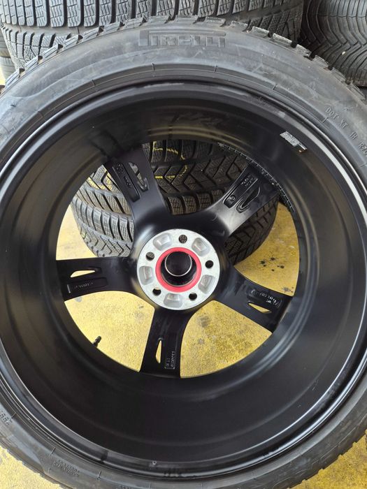 ROTI Jante + Anvelope IARNA - 5x112 255/40/20 - Dedicate VW Tiguan - Jante CA NOI / Anvelope CA NOI 2021 PIRELLI