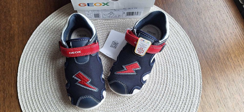 Нови сандали на Geox, Clarks, Primigi, Pablosky - н. 26
