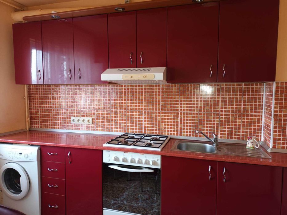 Inchiriez apartament cu doua camere