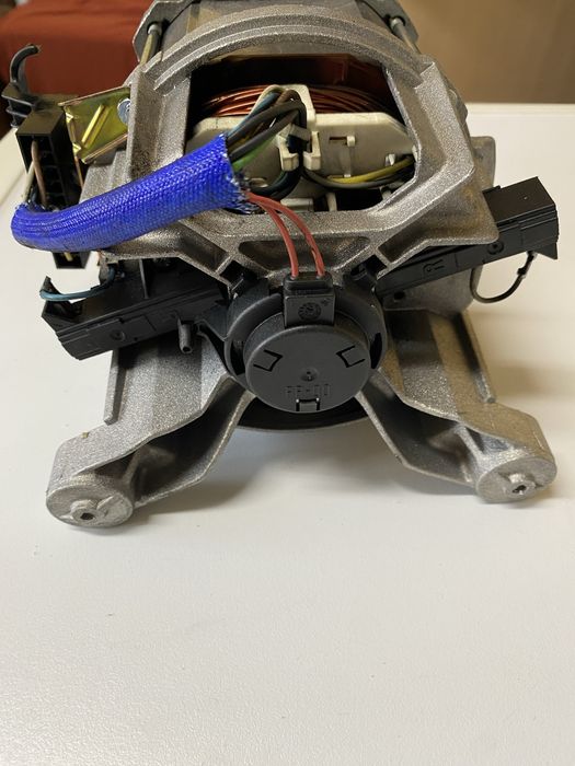 AEG Lavamat 76740 update На Части