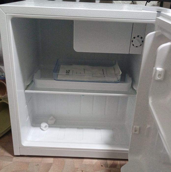 Продам мини холодильник