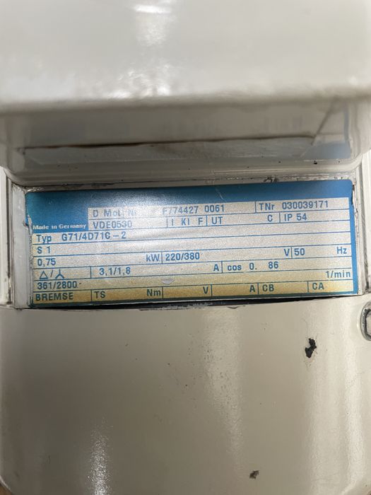 Мотор-редуктор/редуктори