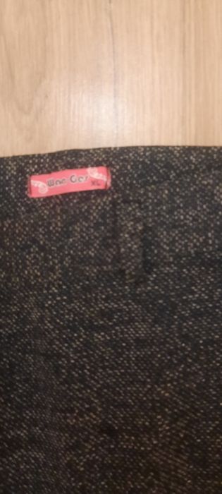 Pantaloni dama moderni cu buzunare