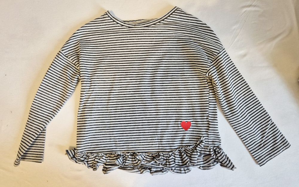 Лот дънково яке и дрешки 5-6 г.