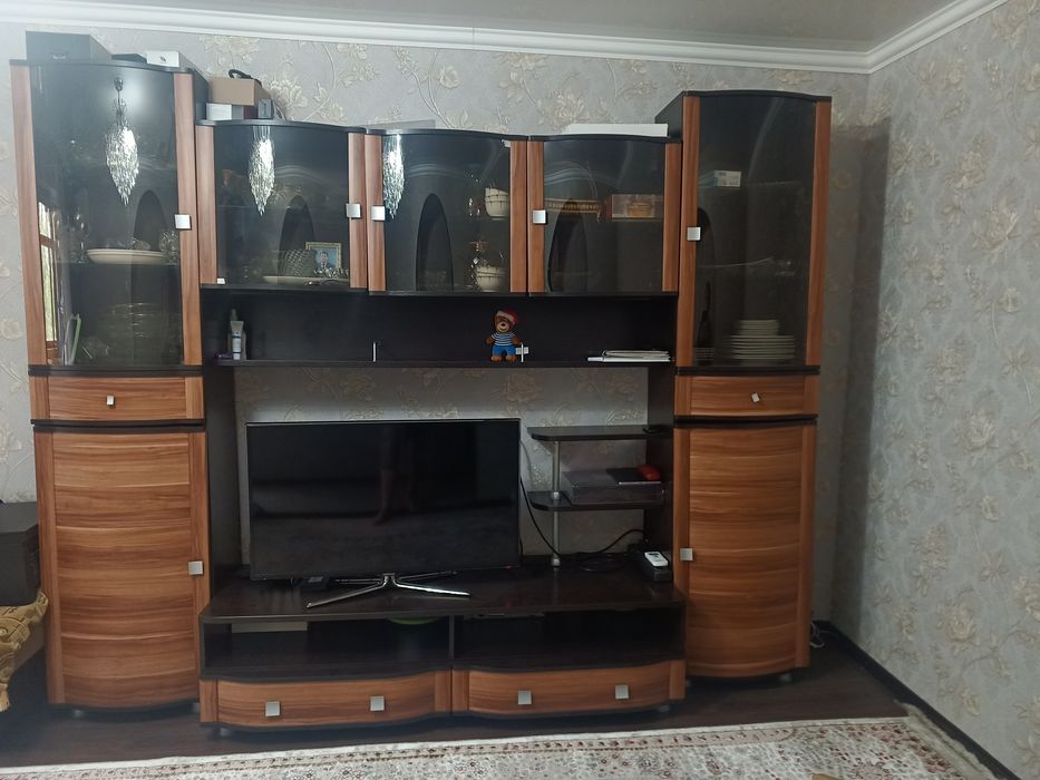 Продам стенку для гостиной