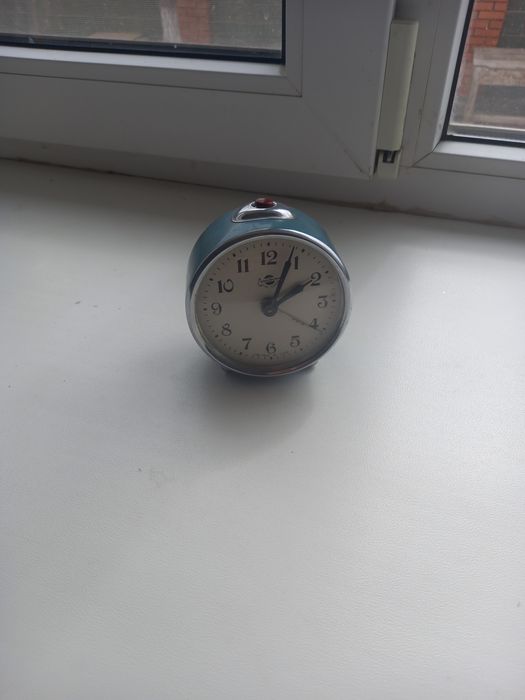 Продам часи рабочем состонии