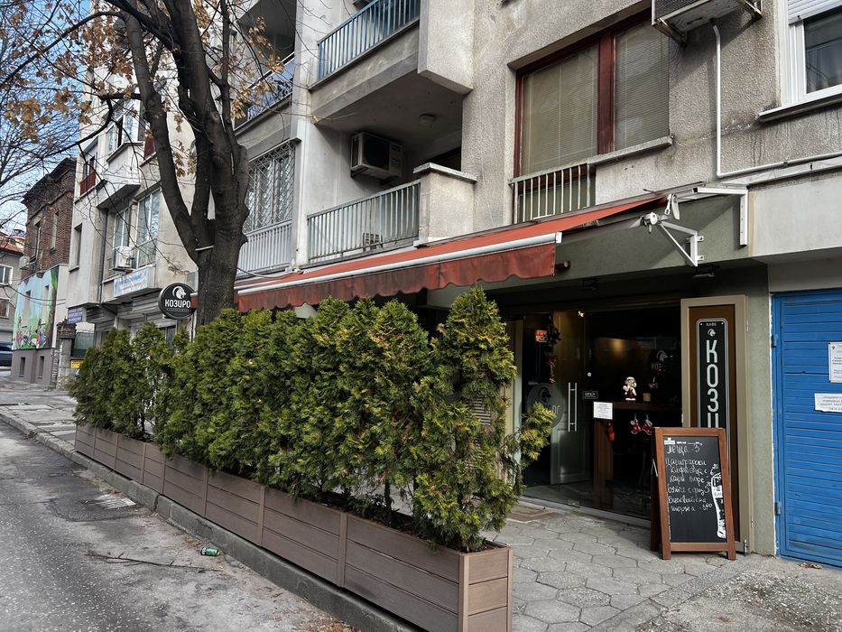 Дава се под наем Тристаен апартамент в Пловдив, Център - 77 кв.м за 800 € - Снимка #2