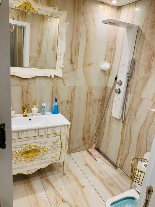 Продава се Тристаен апартамент в София, Малинова долина - 95 кв.м за 2843 €/кв.м - Снимка #5