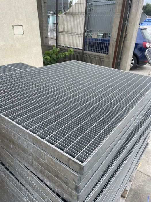 Grătare zincate galvanizate