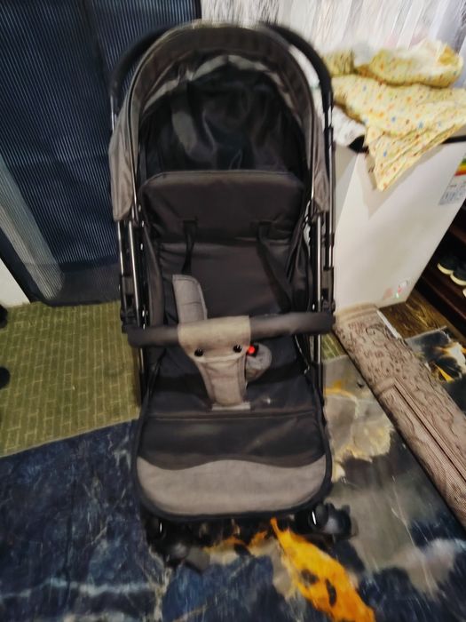Продам коляску 2в1
