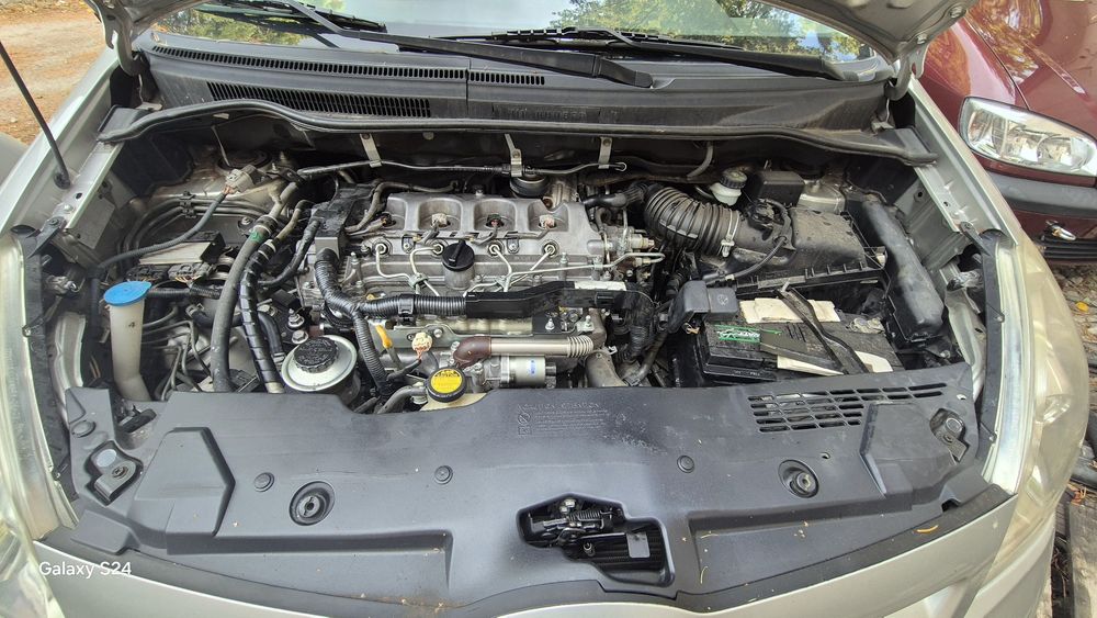 Тойота корола версо 2.2д 136ps 2008г