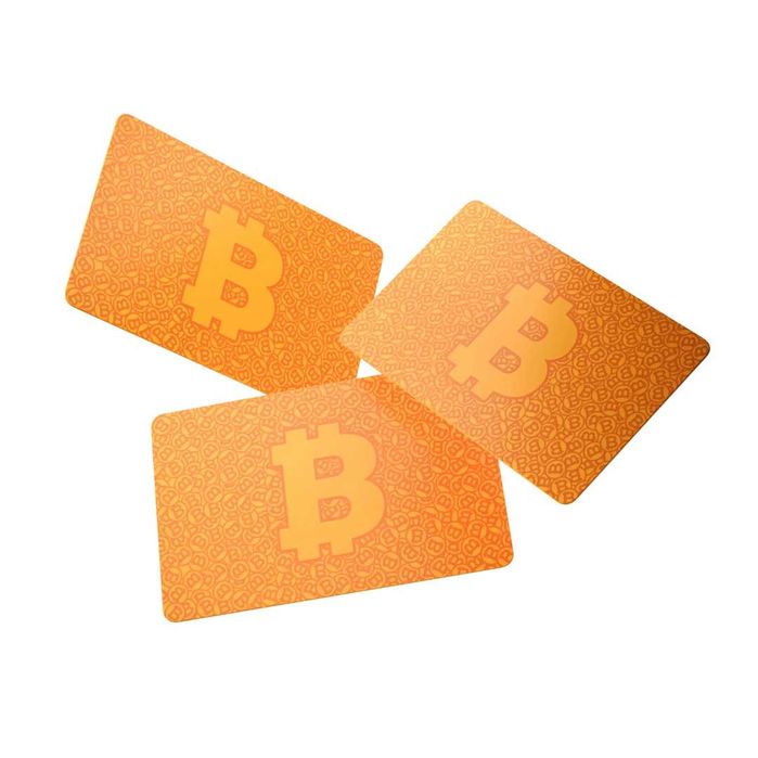 Tangem Wallet с 3 карти в 5 цвята