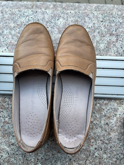 Дамски кожени обувки ,бежови