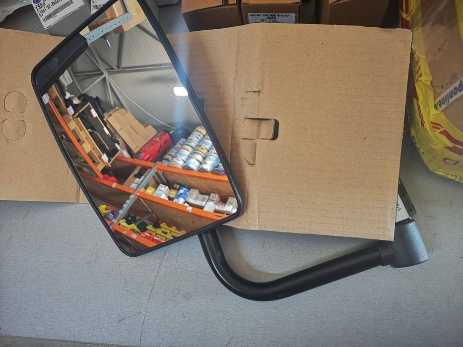 Oglinda tractor utilaje agricole buldo orice model orice piese tel 0 7