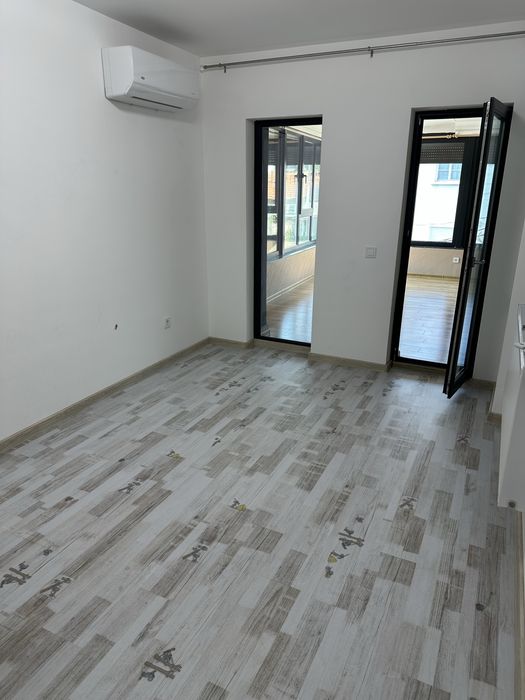 Продава се Тристаен апартамент в Сливен, Център - 100 кв.м за 1479 €/кв.м - Снимка #5