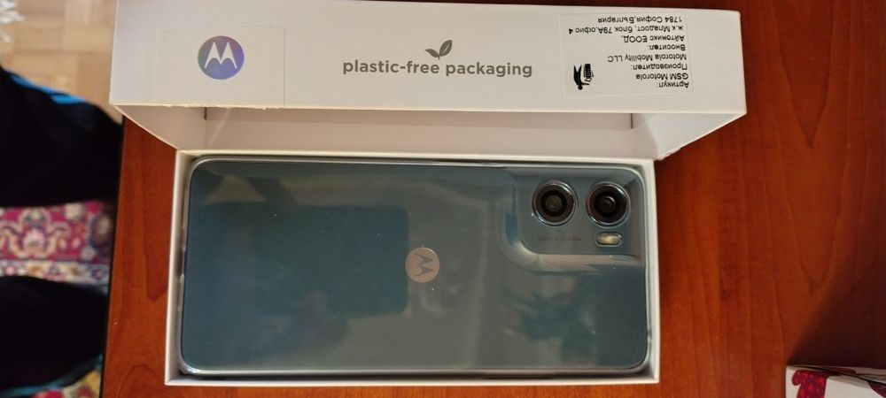 Чисто нов телефон Моторола g06