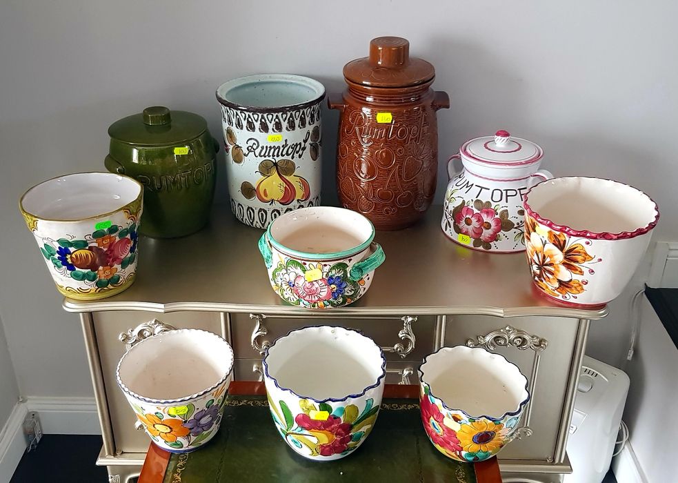 Bol/ghiveci vechi din ceramică
