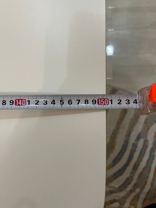 Продаётся кухонный стол