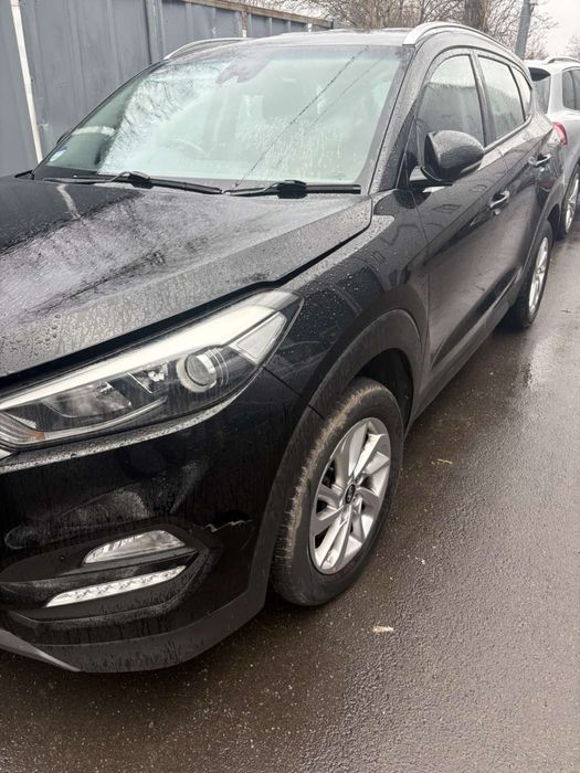 Hyundai Tucson 2.0crdi 136кс 4WD НА ЧАСТИ