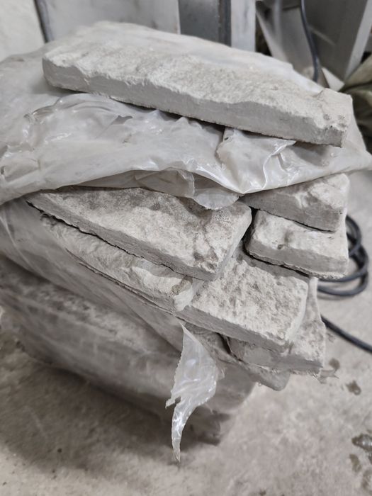 Декоративный гипсовый кирпич