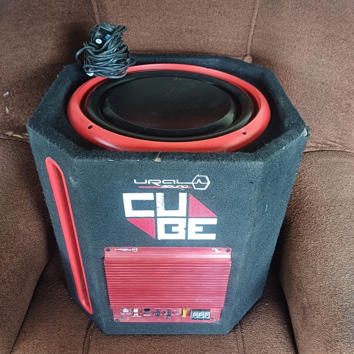 Продам сабвуфер Урал cube