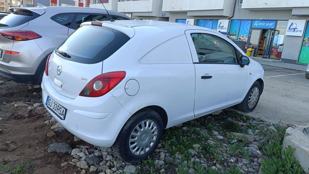 OPEL CORSA D autoutilitară