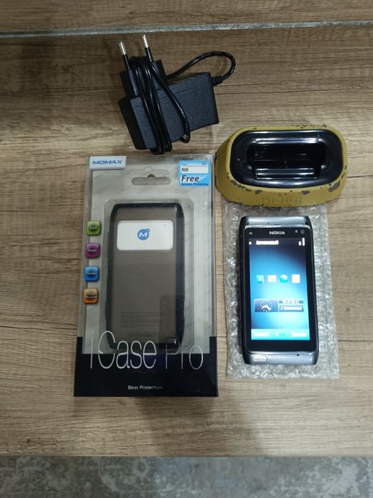 Nokia n8 + Док станция