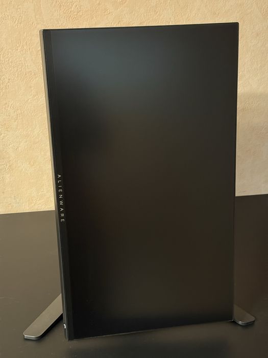 Монитор Alienware
