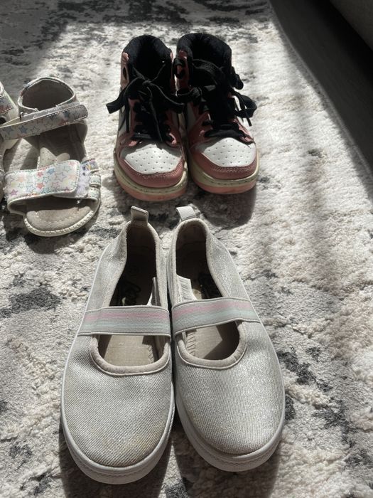 Кеды, сандали 27 рр