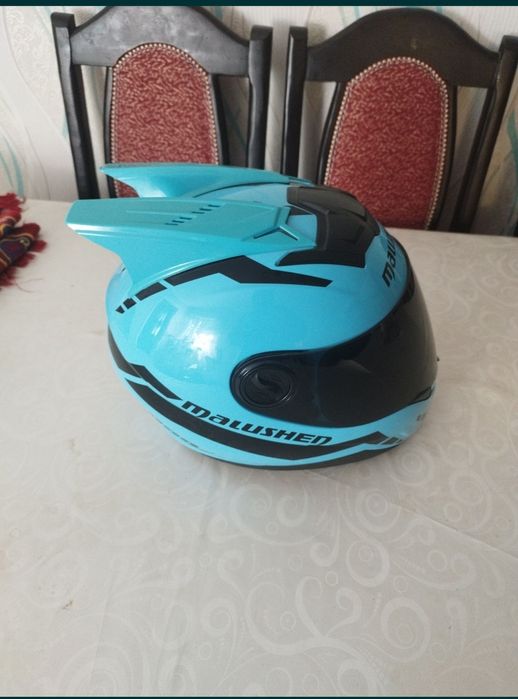 Продам мото шлем