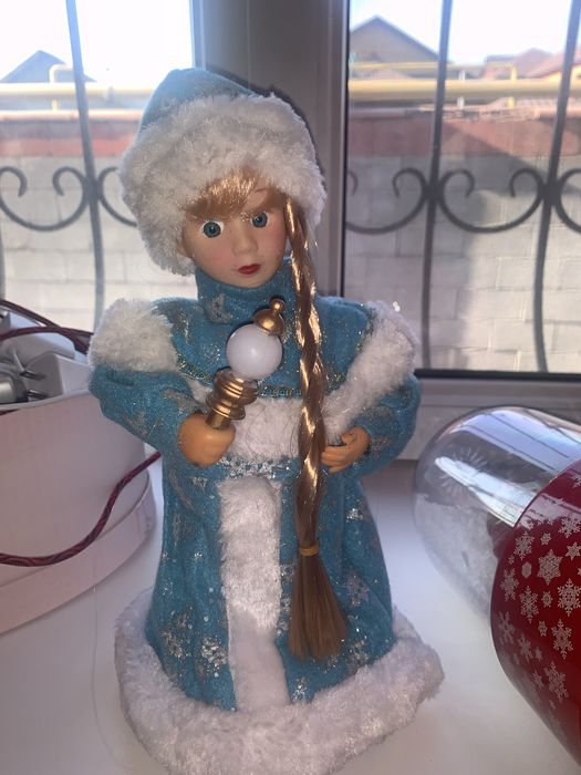 Снегурочка кукла.