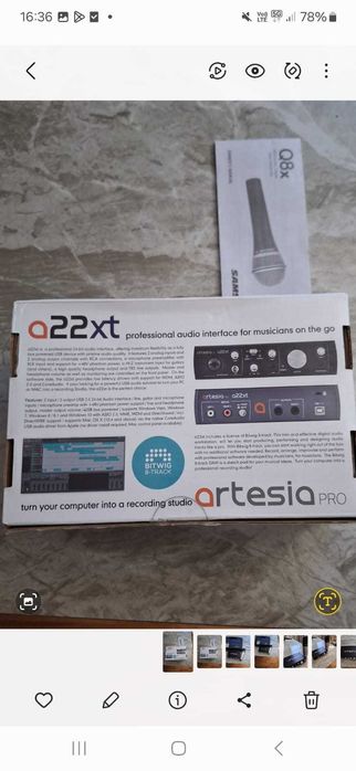 Vând microfon profesional nou și  profesional audio interface