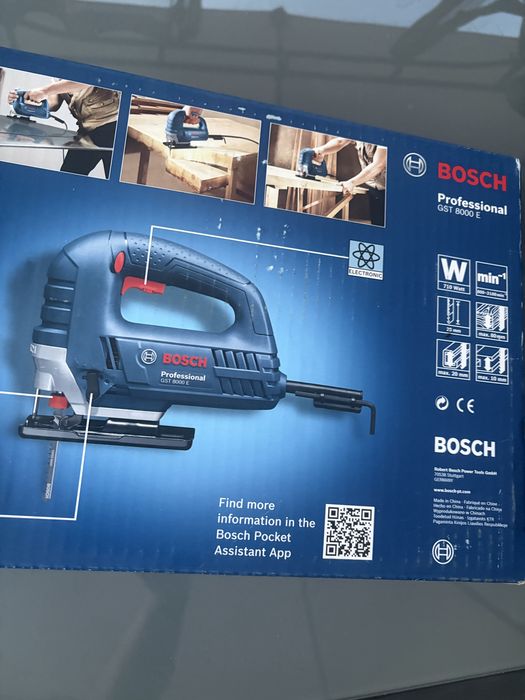 Bosch GST 8000 E - Fierastrau pendular, 710 W