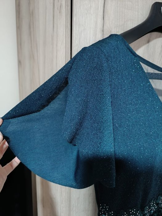 Дамски  рокли.