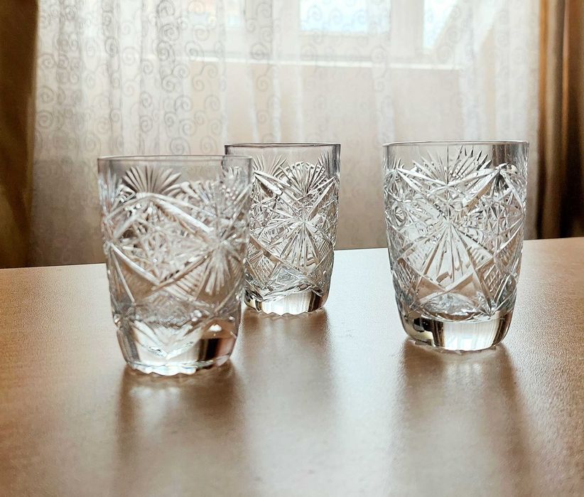 Хрустальные рюмки (стопки)