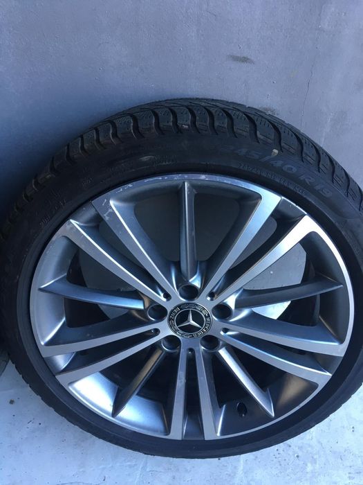 Vînd jante pe 19 mercedes cls