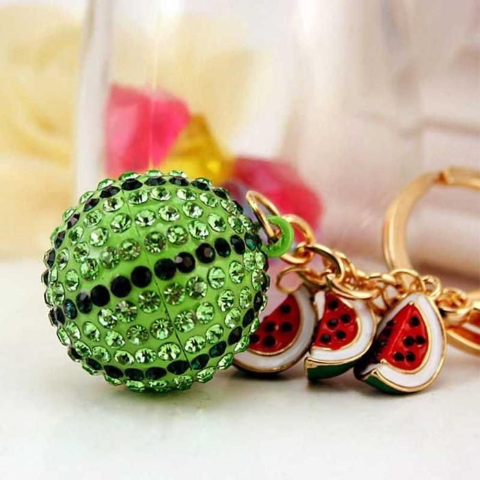 Breloc Chei sub forma de Pepene