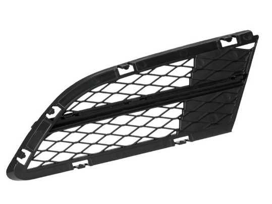 Решетка BMW E90 фейслифт 335i 328i e90 e91 06-13  предна броня капак