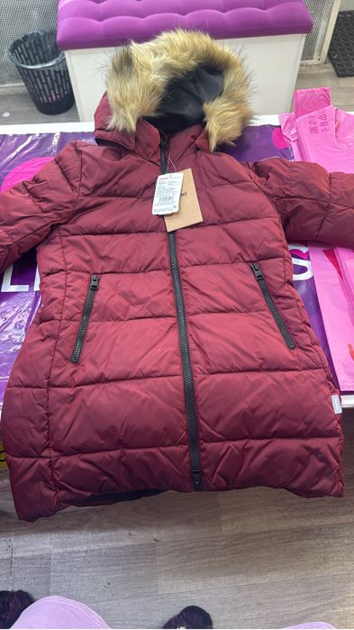 Продам детскую куртку