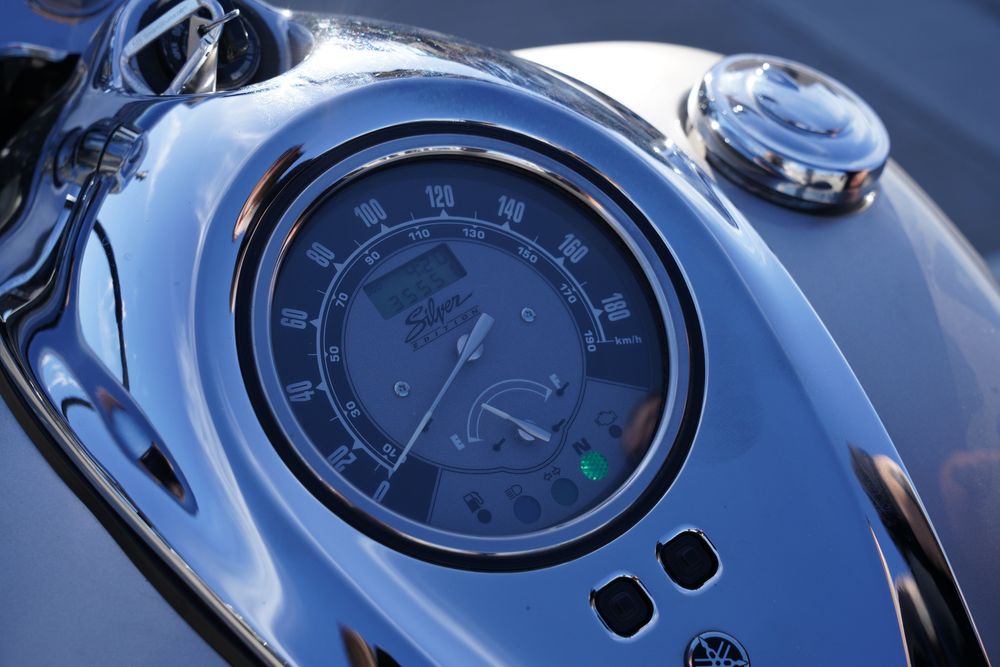 Yamaha road star 1600 editie limitata schimb cu intruder 1800