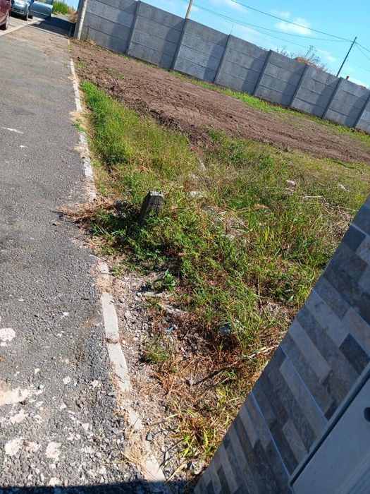 Teren de vânzare în Cumpana 500 mp
Strada egretei nr 18
Toate utilitățile la poartă 
Preț 55000 euro 
0757624849 nr proprietar
