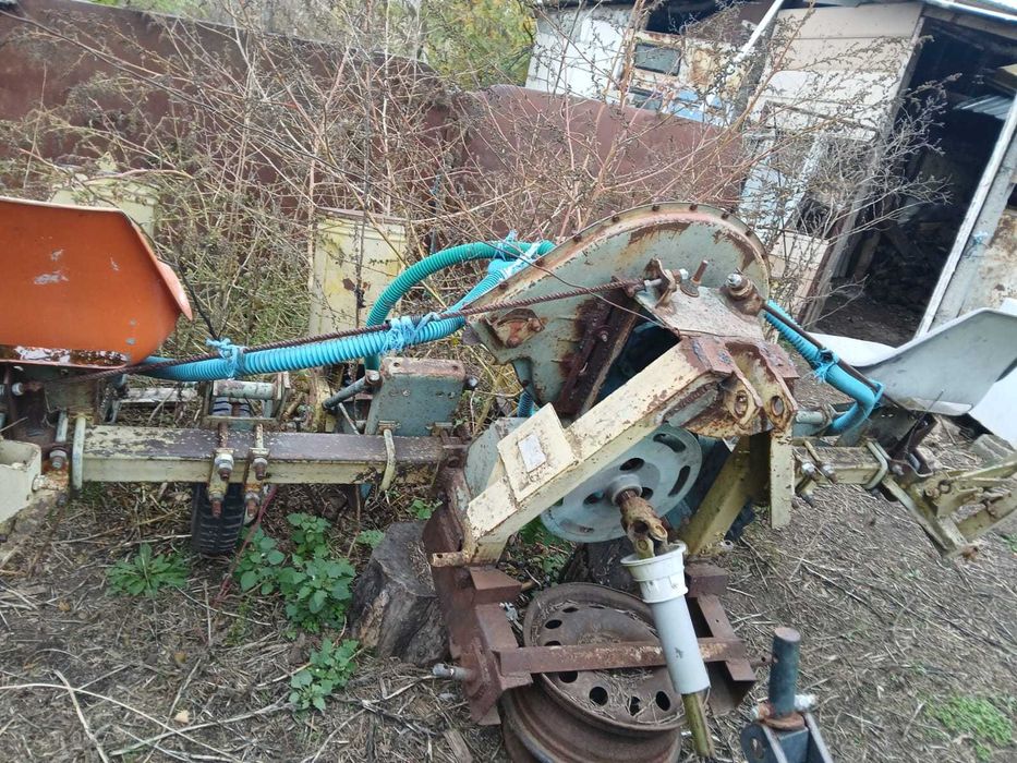 Vand Tractor si utilaje