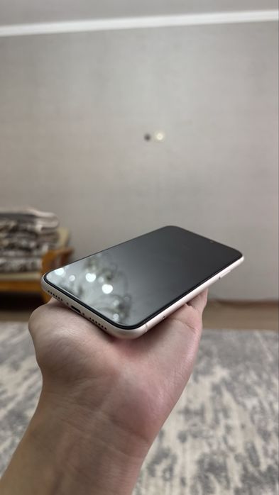 iPhone 11 Чистый