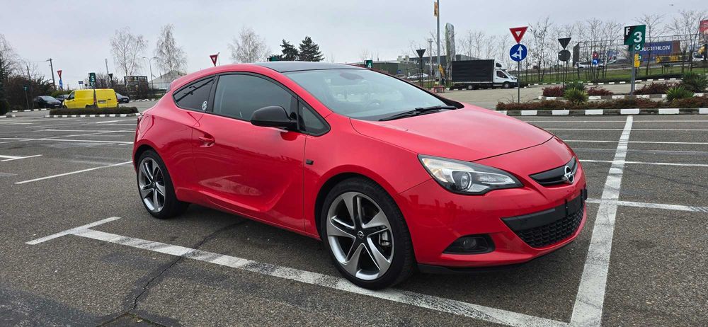 Se vinde Opel Astra GTC