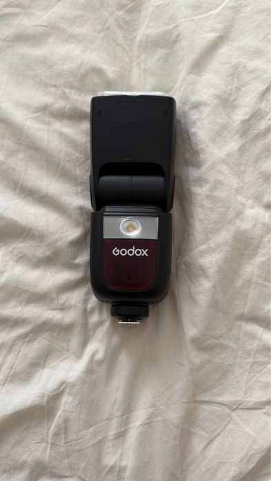 Продаю.  Вспышку