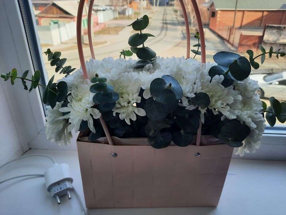 Цветы живые в идеальном состоянии