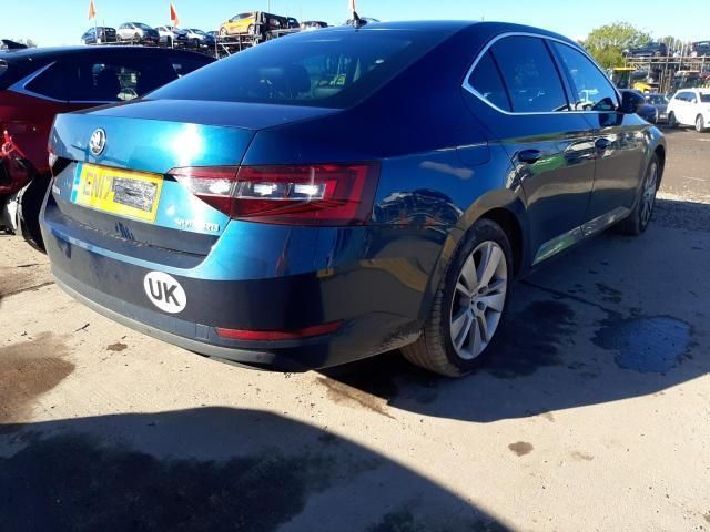 Dezmembrez Skoda Superb 3 [2015 - 2020] Liftback 1.4 TSI MT (150 hp)