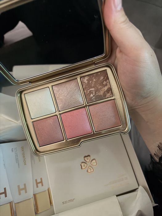 Hourglass original
