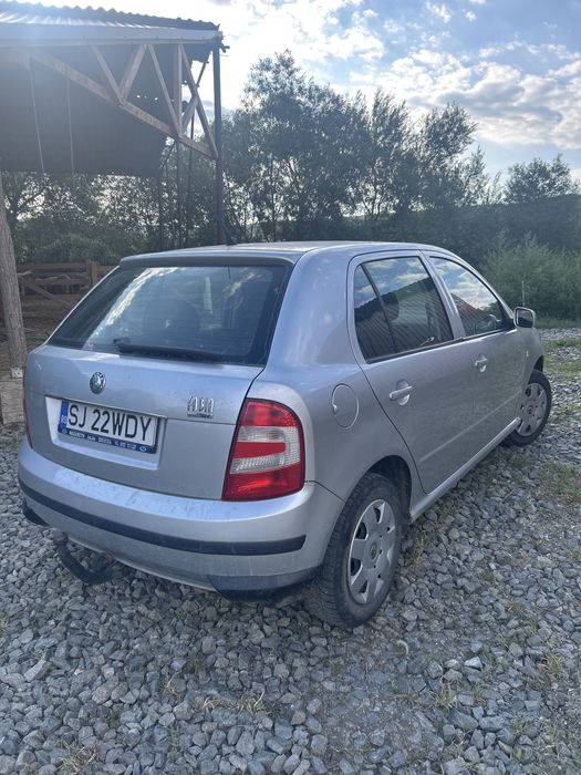 Vând Skoda fabia 1.4