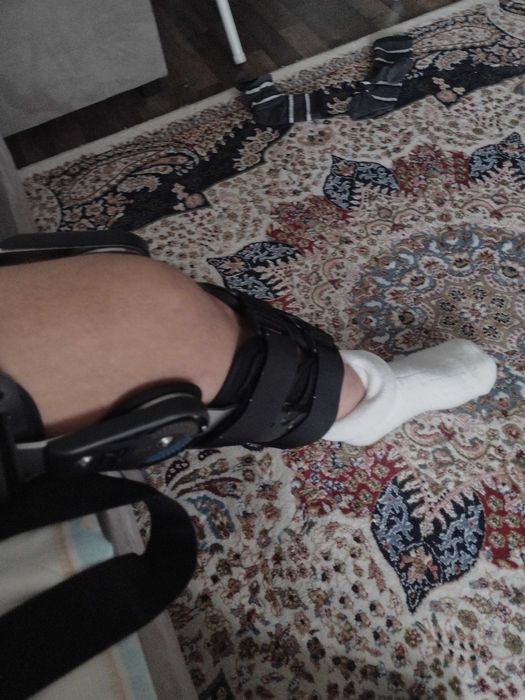 Vinde orteza  fixa pentru recuperare genunchi